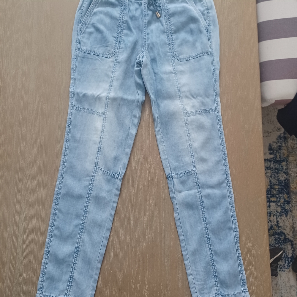 WHBM Soft Jeans size 0
